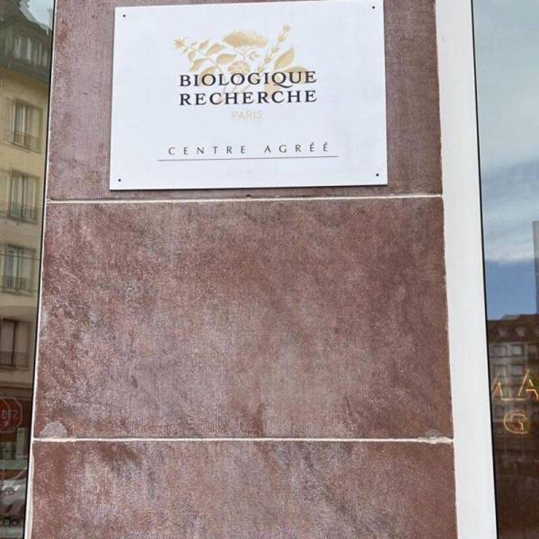 Réalisation globale d’un cabinet de Soins esthétiques SMART CLINIC GROUPE à Strasbourg centre