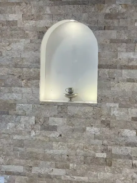 Habillage mural réalisé en parement à Strasbourg dans le Bas-Rhin